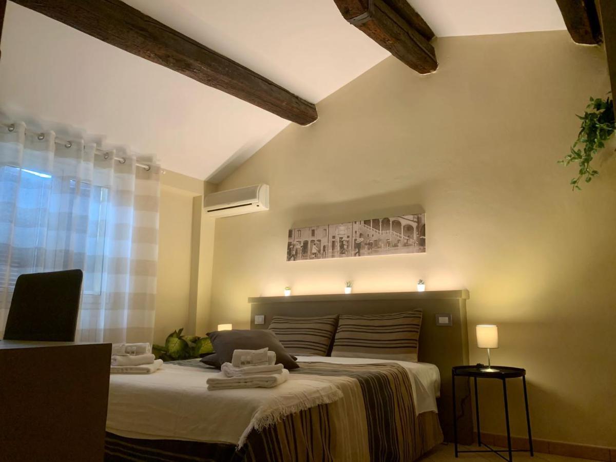 Smart Hotel Феррара Екстер'єр фото