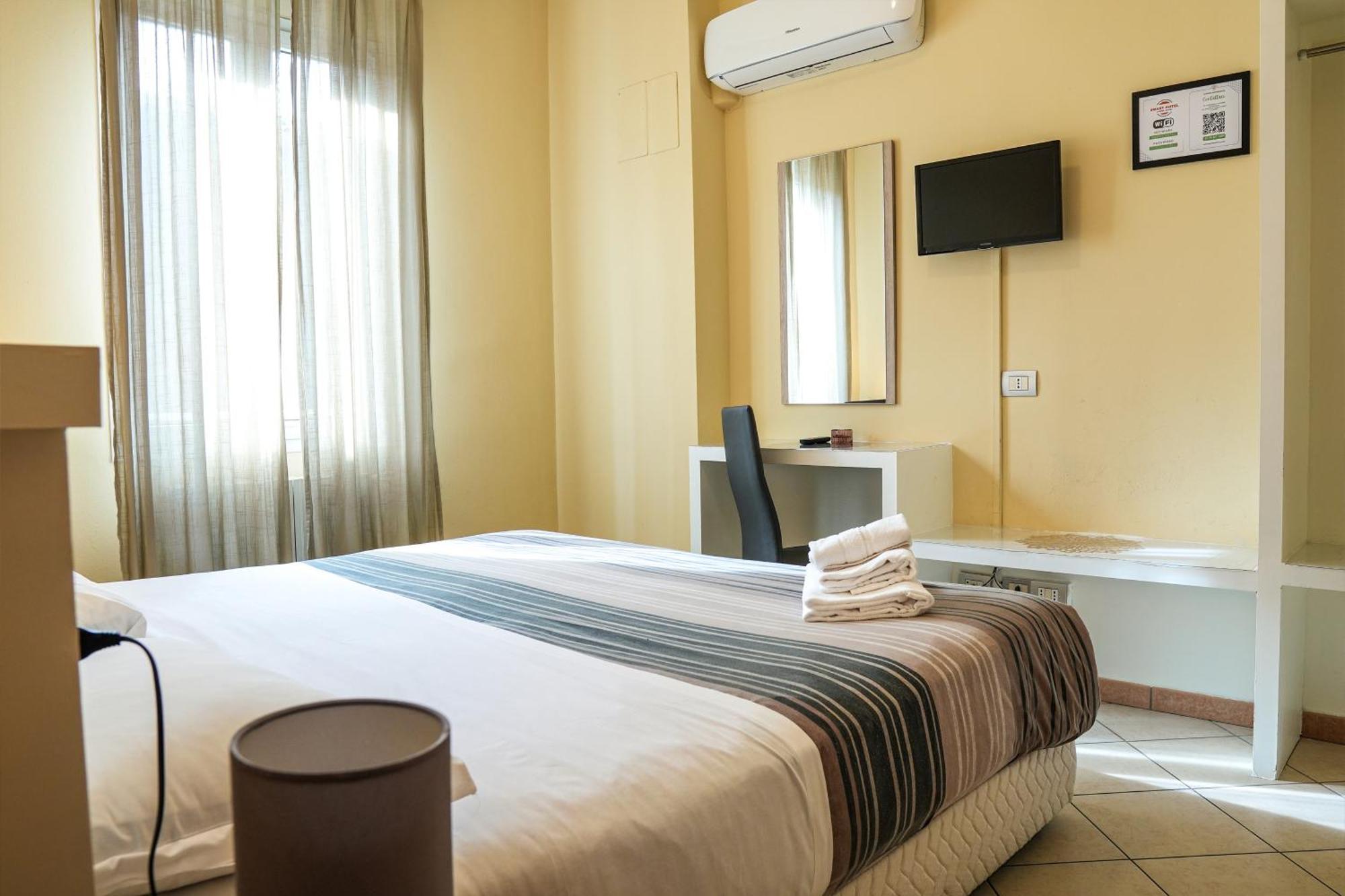 Smart Hotel Феррара Екстер'єр фото